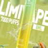 LIMI 7000口 拋棄式電子煙｜具備 3.5% 尼古丁鹽強勁擊喉感與冰感水果系列清涼口感，搭載吸氣發光 LED 燈條及 650mAh 可充電池