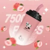 VAKA 奶茶杯 7500口 拋棄式電子煙｜具備 15ml 巨量裝與冰感水果奶茶系專屬口味，採用 3% 尼古丁鹽順滑擊喉感，搭配萌熊貓造型與 600mAh 可充電續航