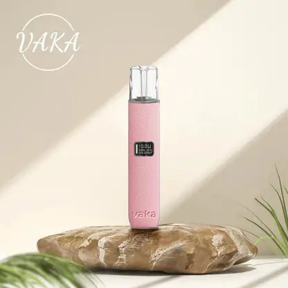 vaka皮革主機一代通用-3.webp VAKA 義大利真皮 一代通用主機|具備義大利真皮工藝與智能 LED 顯示螢幕,搭載 8W/10W 雙檔功率調節與 380mAh 長效快充技術,穩定輸出不波動,完美適配一代煙彈
